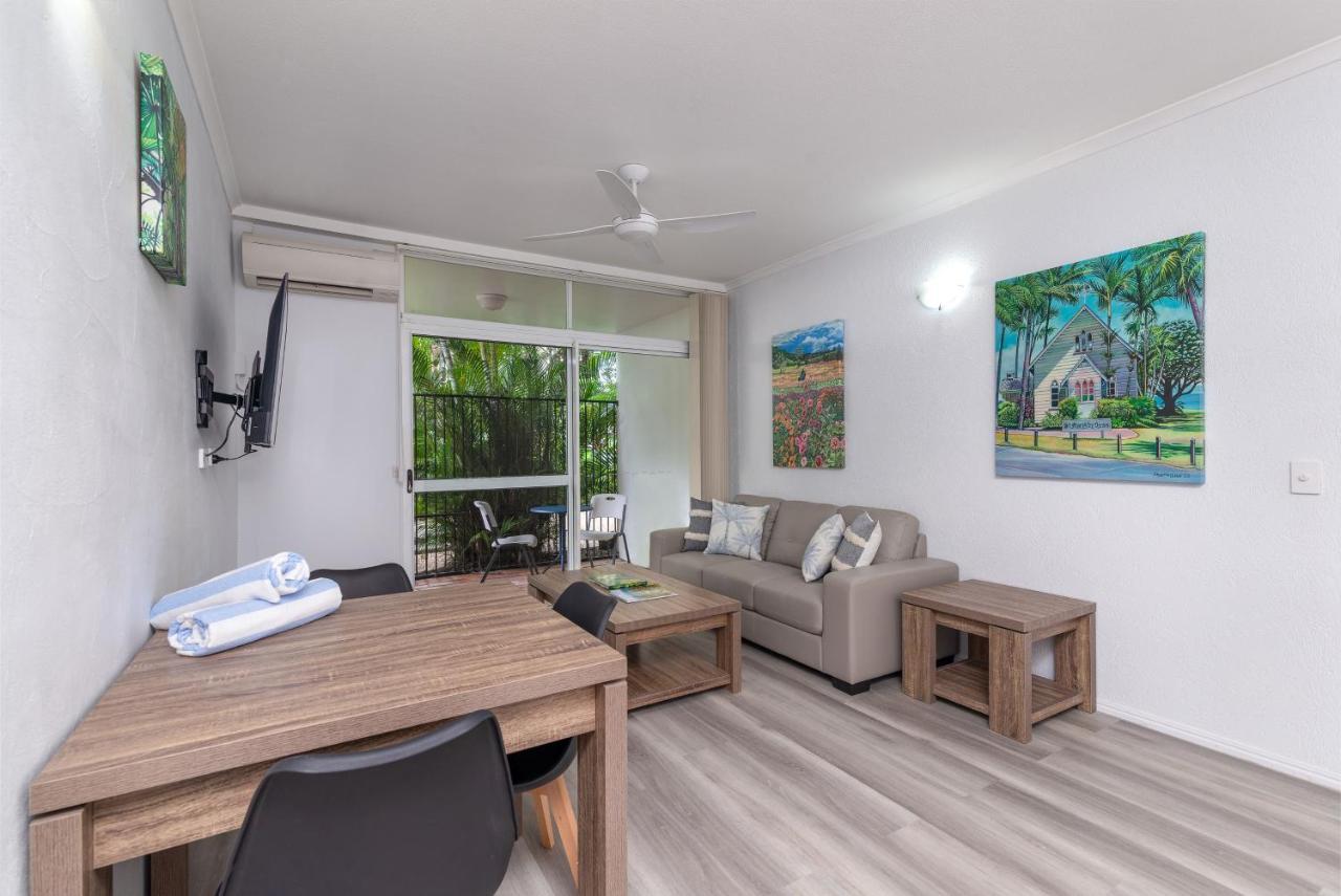 Seascape Holidays - Coral Apartments 포트 더글라스 외부 사진