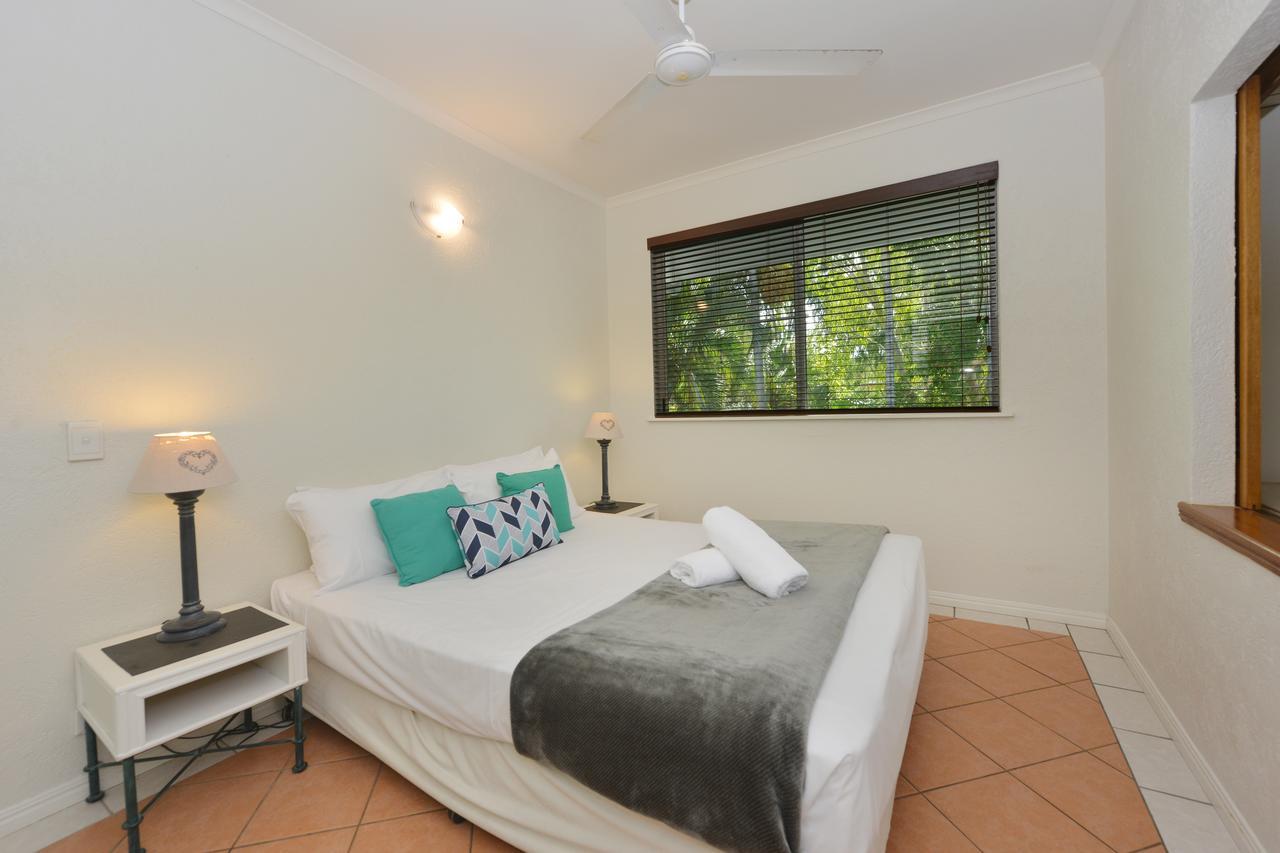 Seascape Holidays - Coral Apartments 포트 더글라스 외부 사진