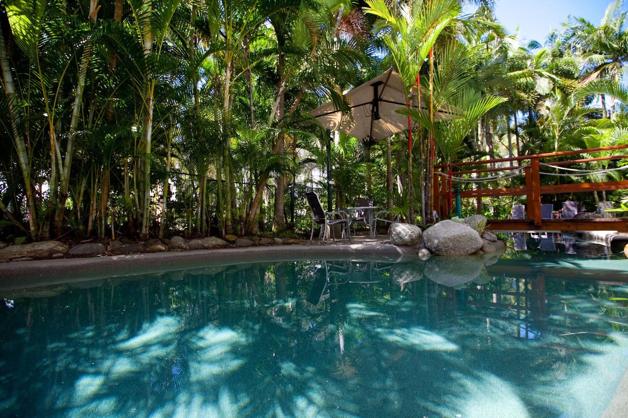 Seascape Holidays - Coral Apartments 포트 더글라스 외부 사진